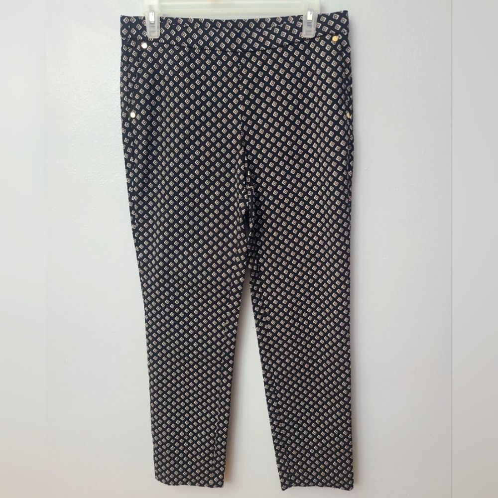 Anne Klein women's Size 6 black and white floral prints